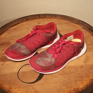 Nike Free 5.0 Lace Up Athletic shoes W Size 8